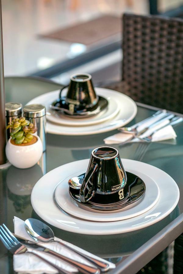 Hotel At Hatfield Apartments Преторія Екстер'єр фото